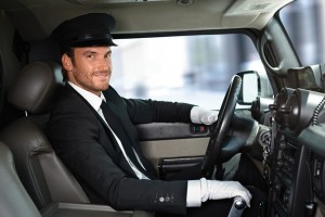 Réserver un véhicule de tourisme avec chauffeur pour votre navette aéroport depuis Tours vers Orly, Roissy CDG ou Beauvais